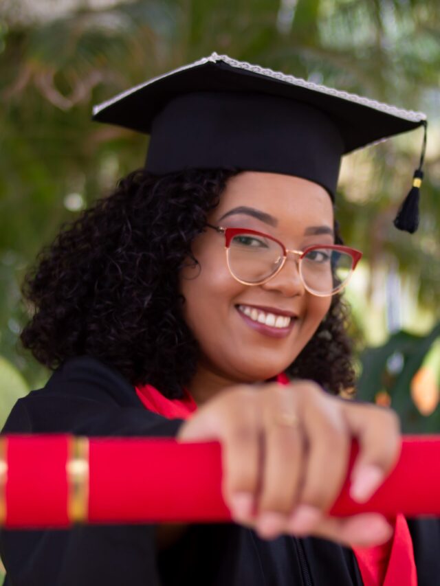 Scholarships to Study Abroad in 2025: Country-Wise Guide